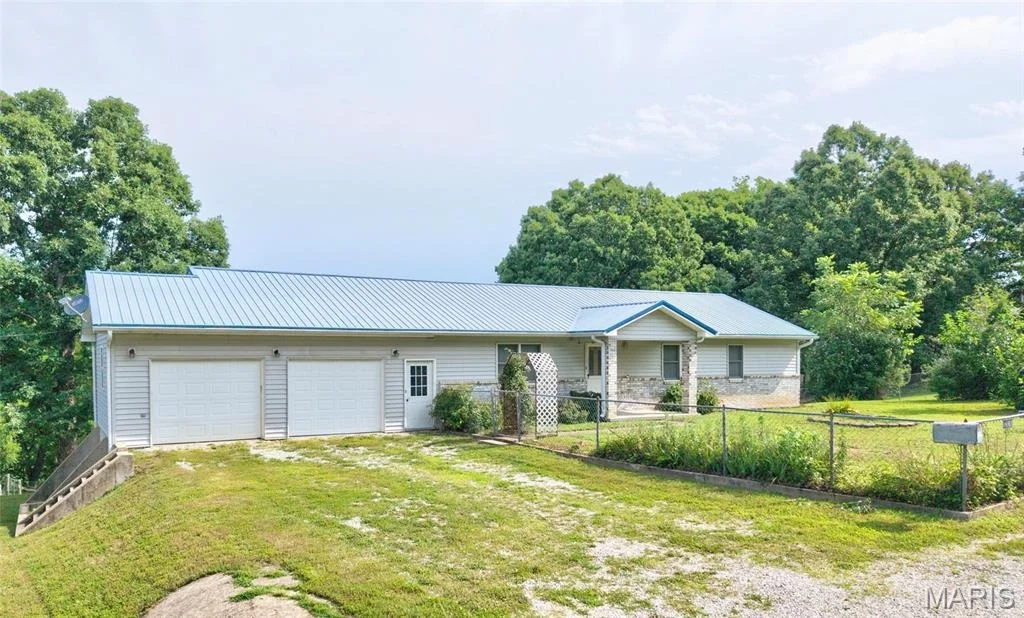 Photo of 16985 Link Drive