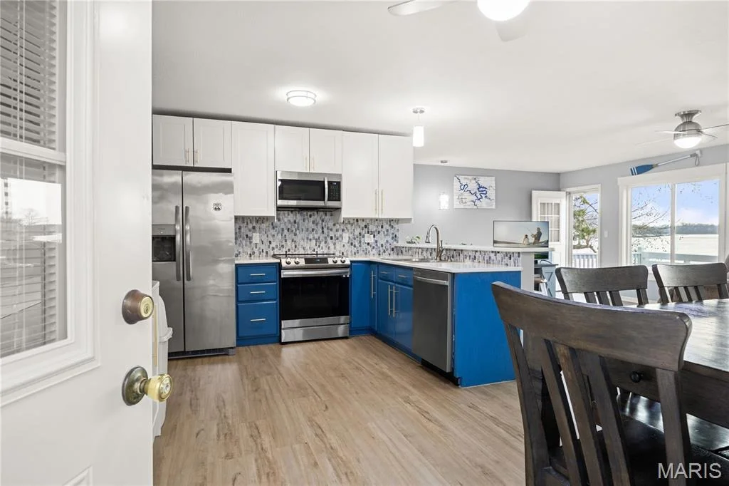 Photo of 30481 Edgeview Drive