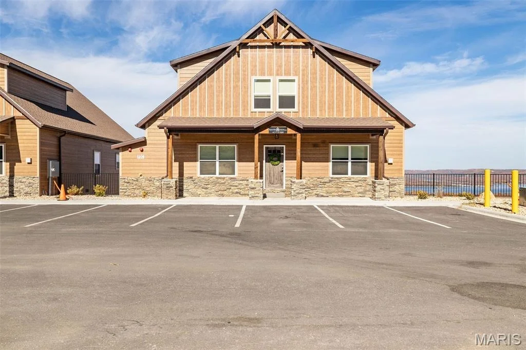 Photo of 135 Frontier Way
