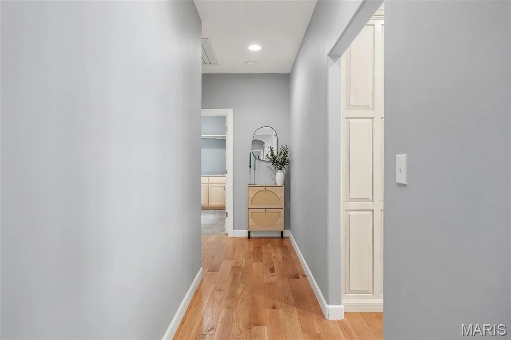 Photo of 18028 Bayview Lane