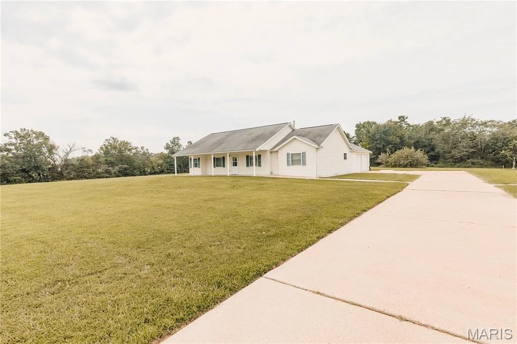 Photo of 12594 Highway D