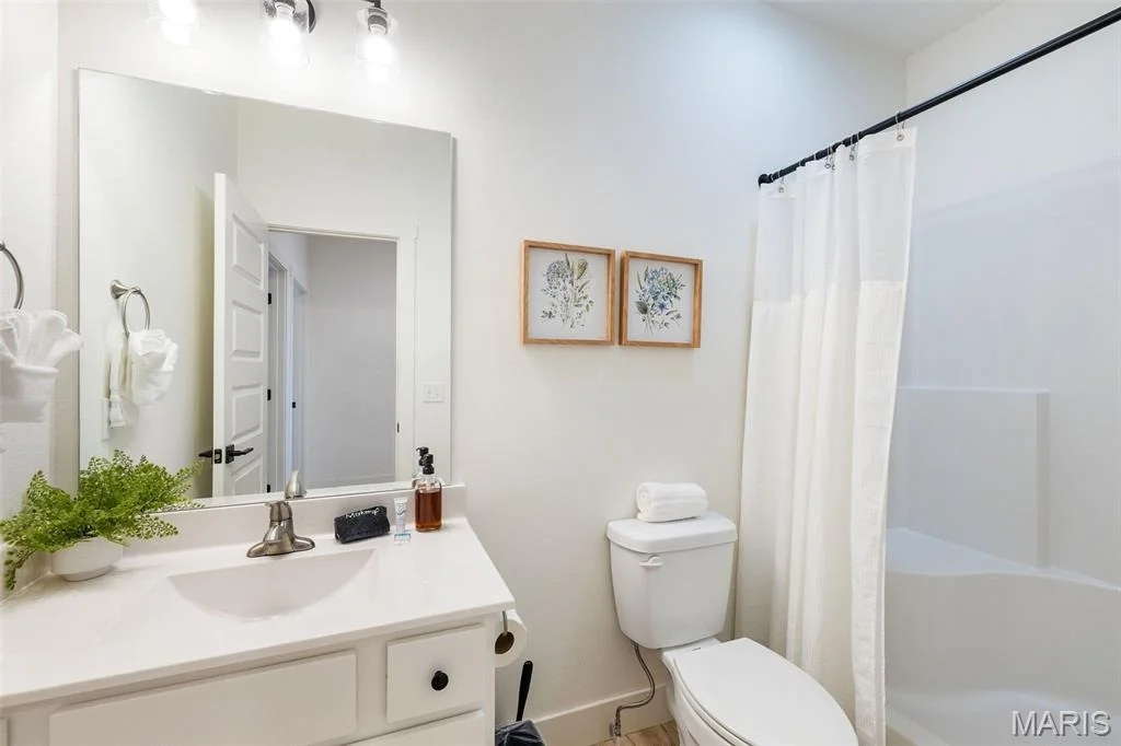 Photo of 135 Frontier Way
