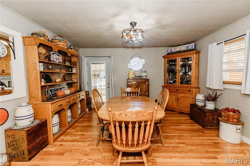 Photo of 103 Qc Lane