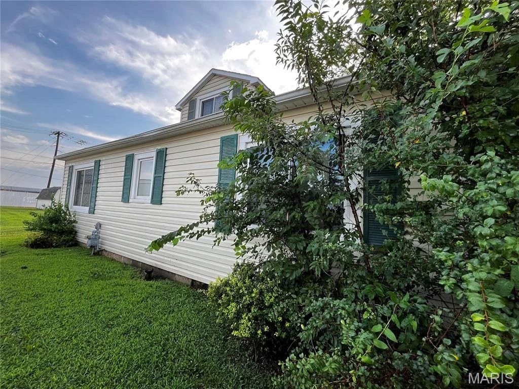Photo of 802 Summit St