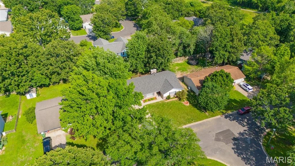 Photo of 905 Cypress Drive