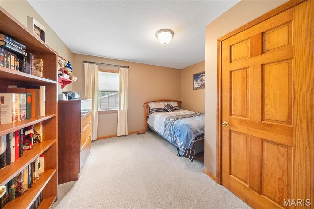 Photo of 905 Cypress Drive