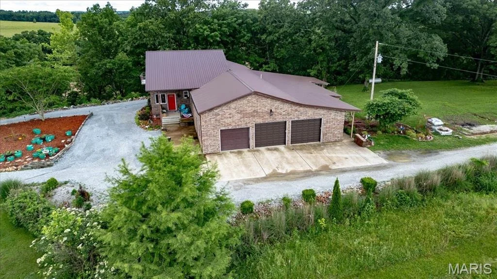 Photo of 7644 Highway 17