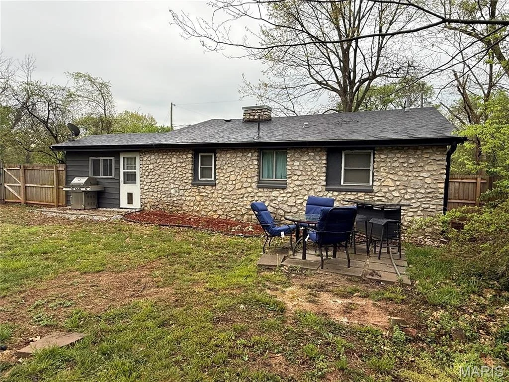 Photo of 3053 W Grand