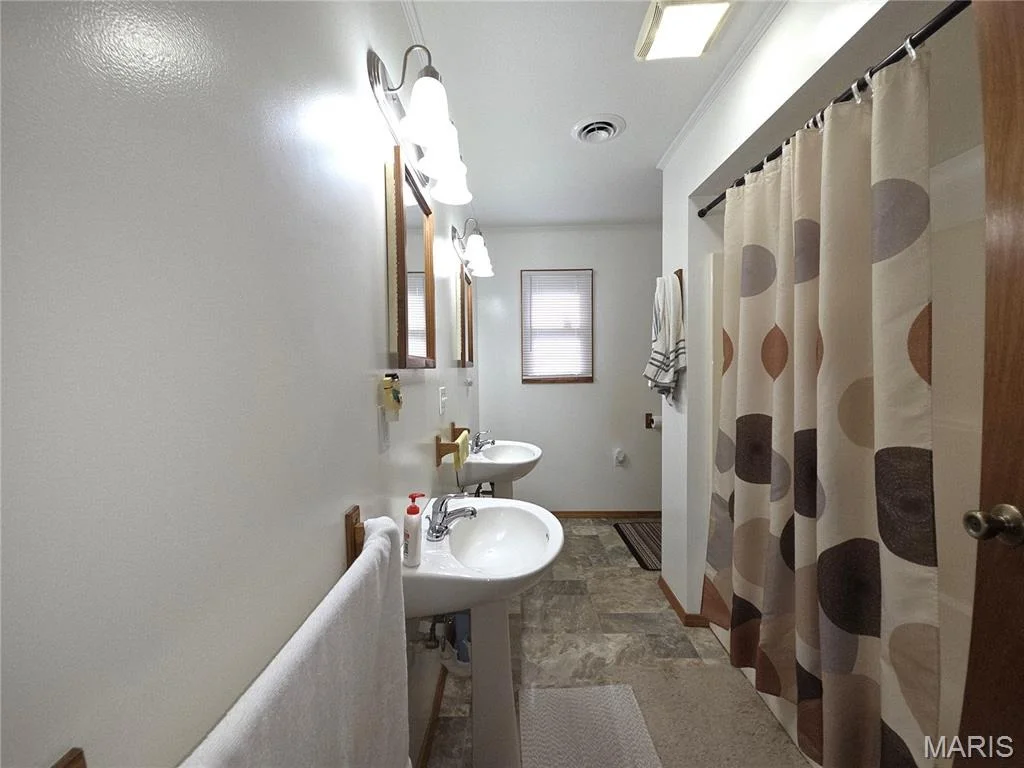 Photo of 263 Candlewood Road