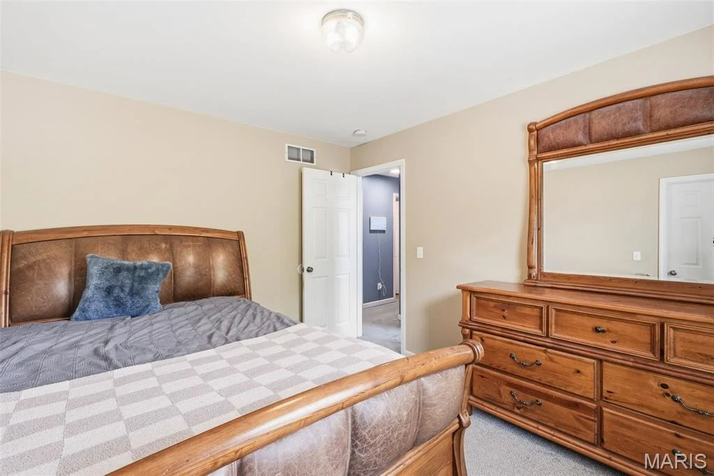 Photo of 2591 Oak Forest Drive