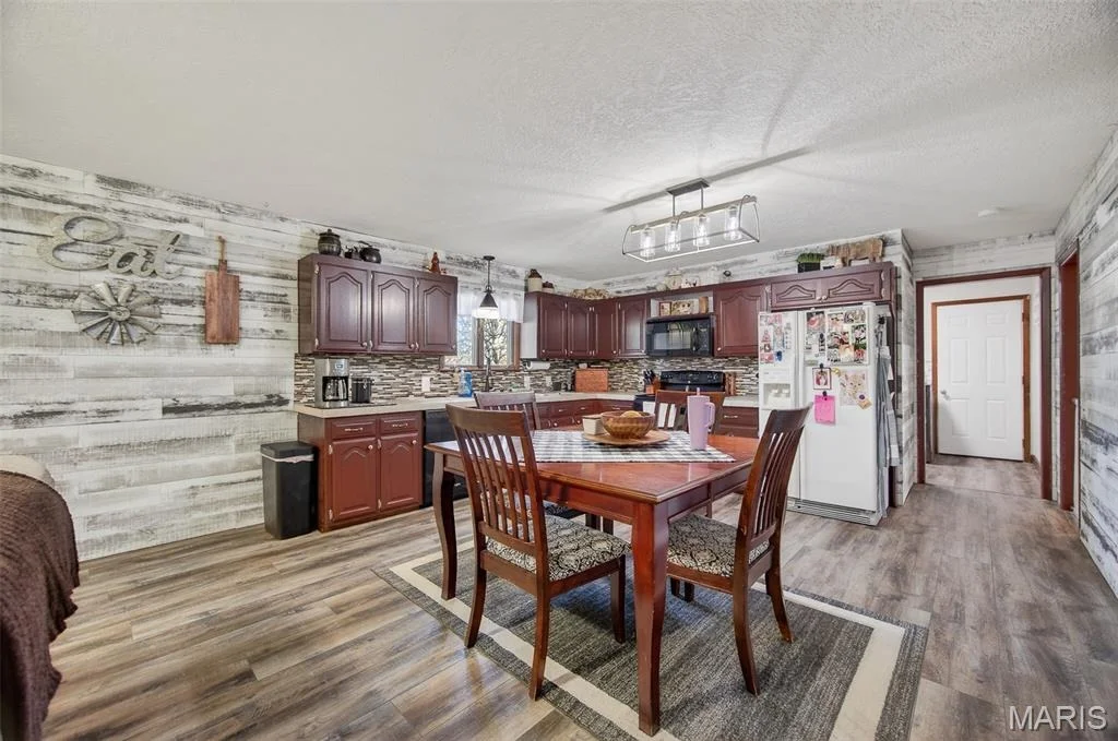 Photo of 22762 Post Oak Lane