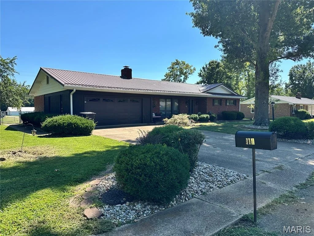 Photo of 113 Fairlane Drive