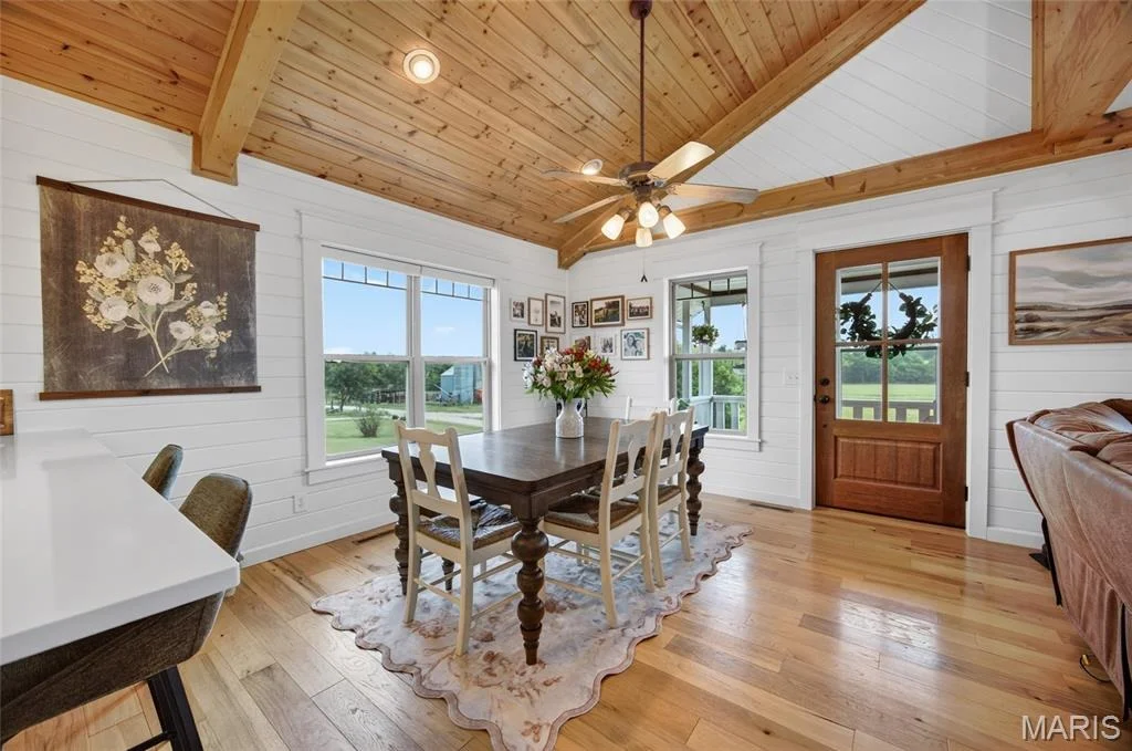 Photo of 2167 Susanna Road