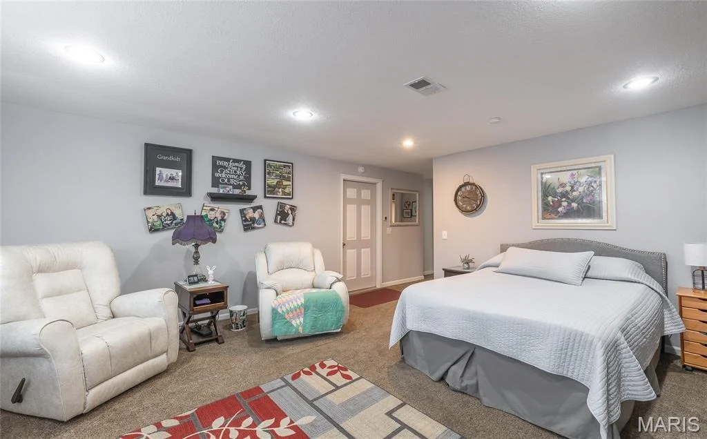Photo of 8096 Buffington Road