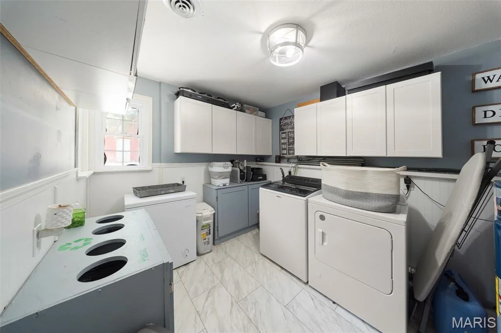 Photo of 15385 Hargis Court