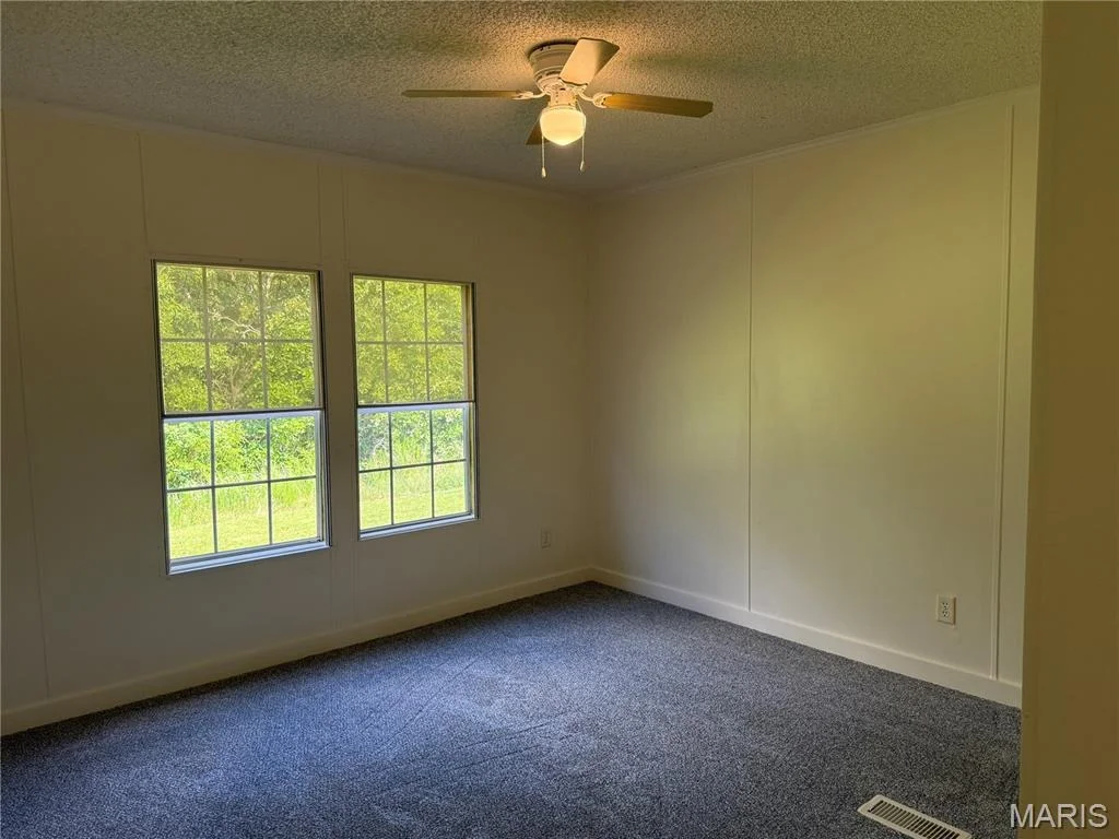 Photo of 18233 Loyalty Lane