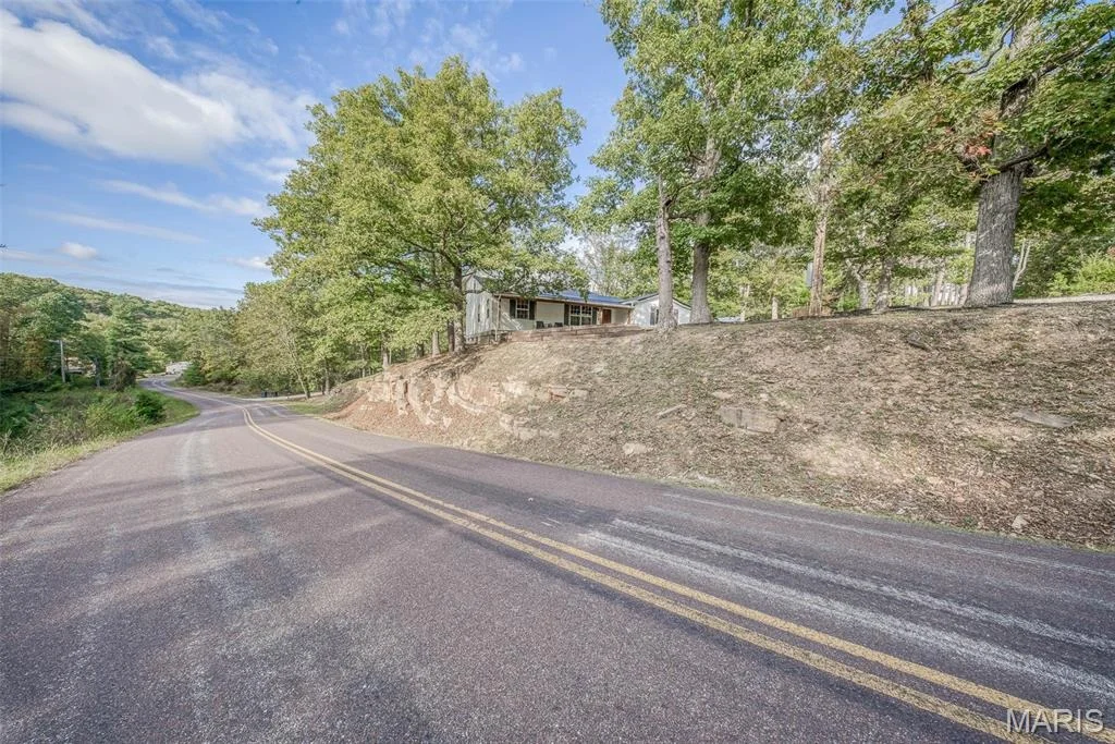 Photo of 14240 State Route T