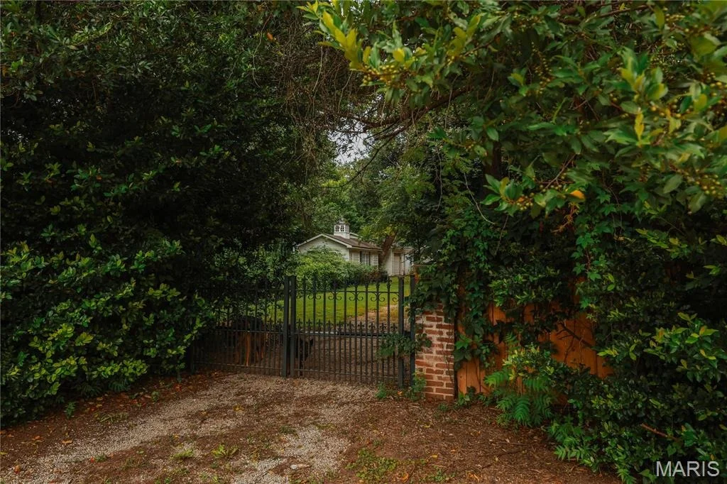 Photo of 201 N Jackson Street