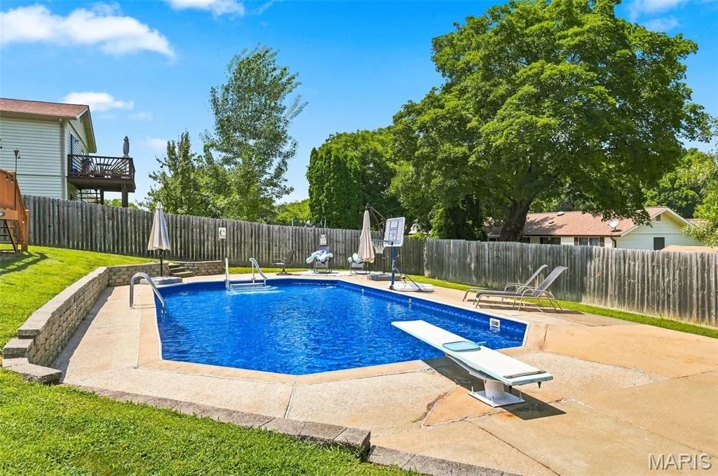 Photo of 3927 Summerfield Parkway