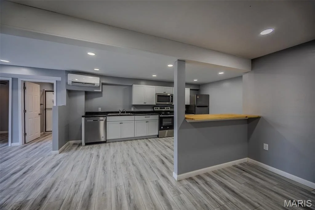 Photo of Unit B at 20955 Homer Street