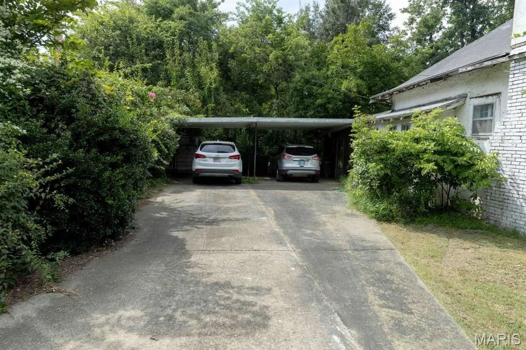 Photo of 307 N Jackson Street