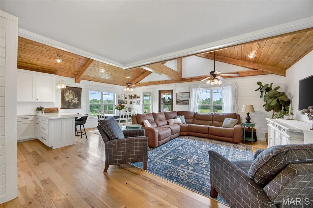 Photo of 2167 Susanna Road
