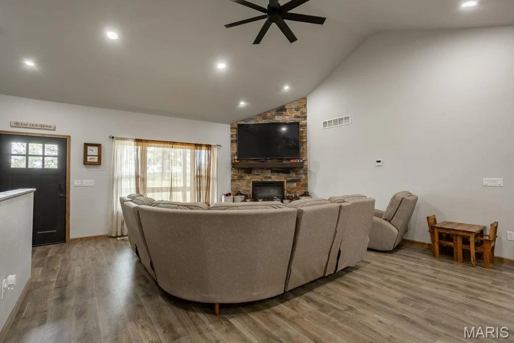 Photo of 56504 Shaw Road