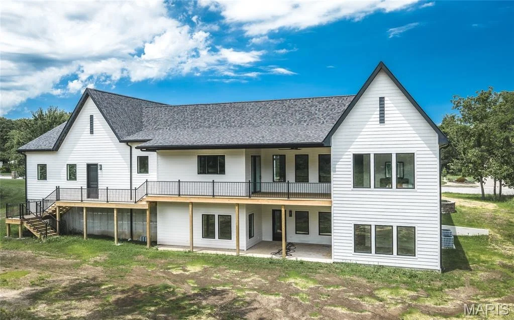 Photo of 604 Winchester Drive