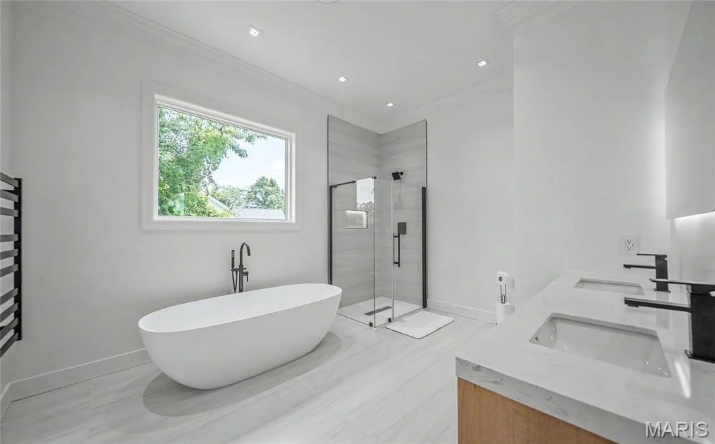 Photo of 604 Winchester Drive