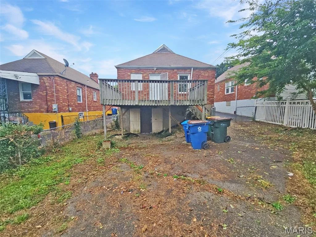 Photo of 8729 Acacia Drive