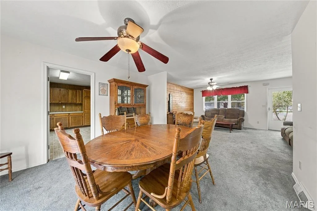 Photo of 300 Greentree Road