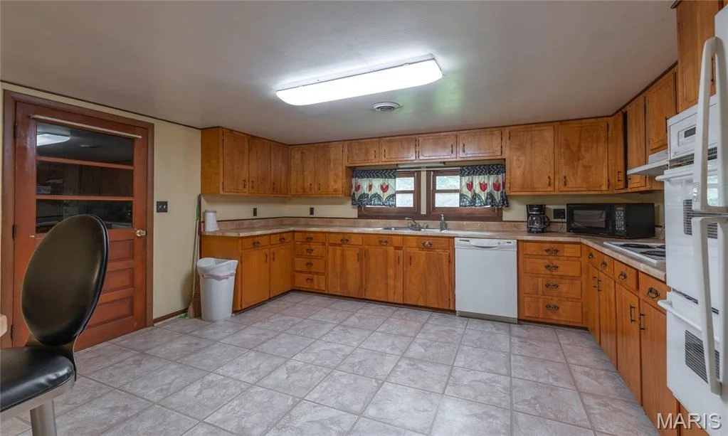 Photo of 15328 Cliff Road