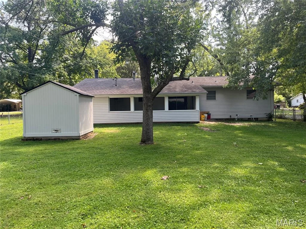 Photo of 121 Richmond Drive