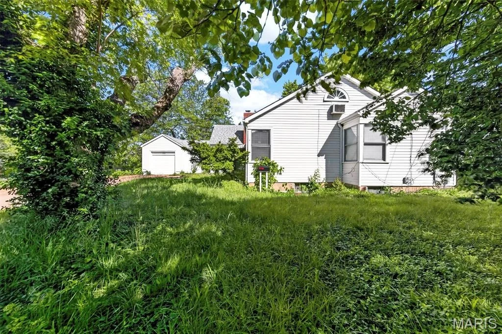 Photo of 765 N Main Street
