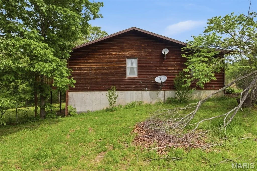 Photo of 11004 Western Road