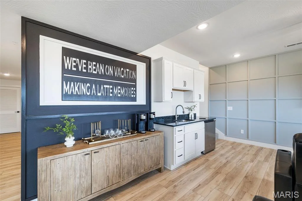 Photo of 135 Frontier Way