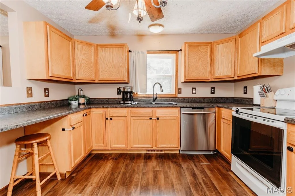 Photo of 148 Sudhammer Road