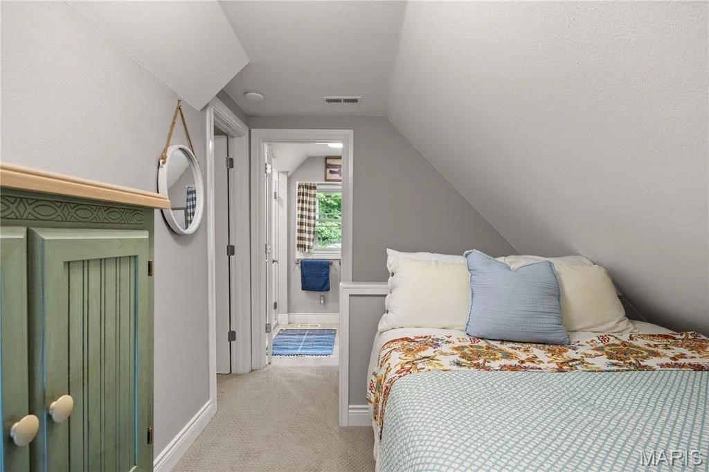 Photo of 31 Cove Road