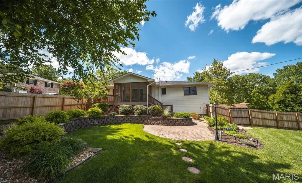 Photo of 1112 Sycamore Drive
