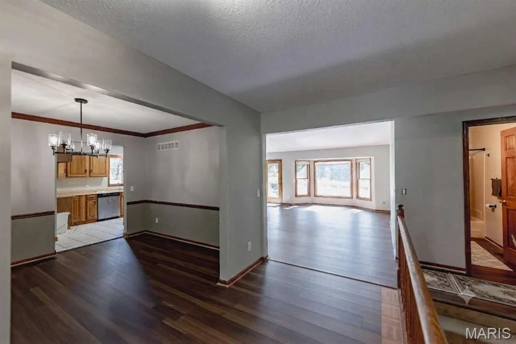 Photo of 6 Deer Creek Drive