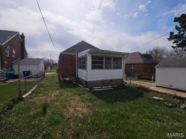 Photo of 8917 Lucerne Court