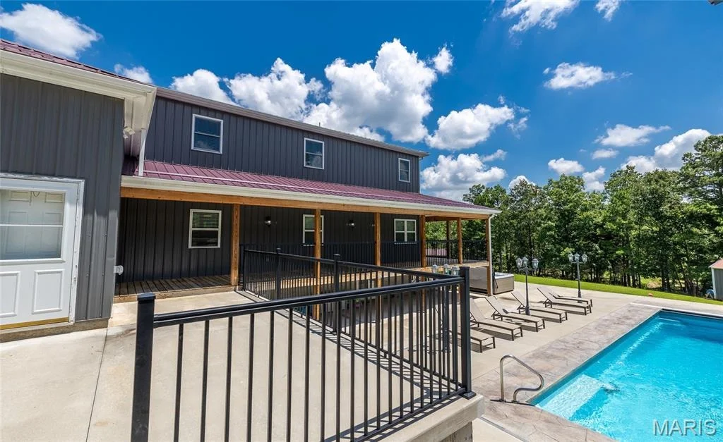 Photo of 1060 County Road 6570