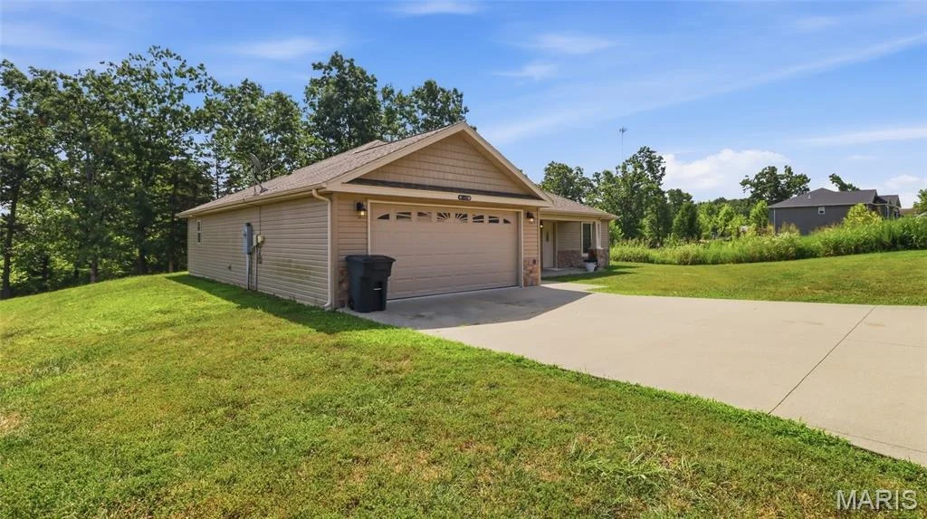 Photo of 16589 Hosanna Drive