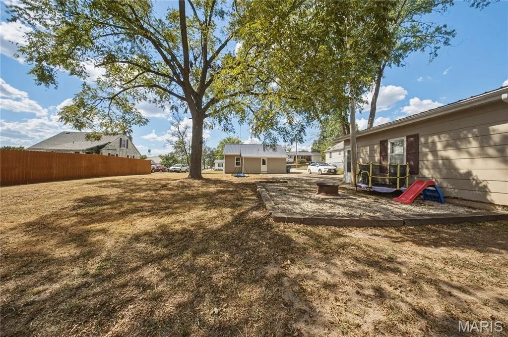 Photo of 100 N Pershing Avenue