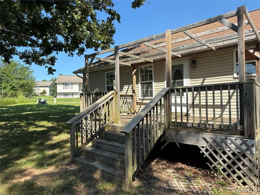 Photo of 16531 Hoyt