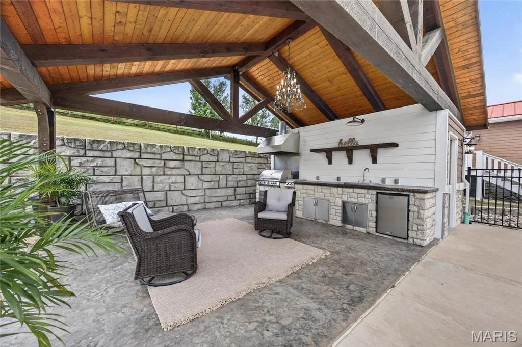 Photo of 2167 Susanna Road