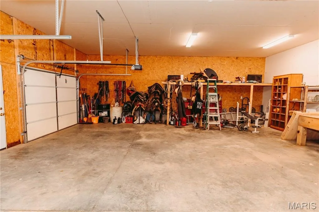 Photo of 21503 Highway 28 W