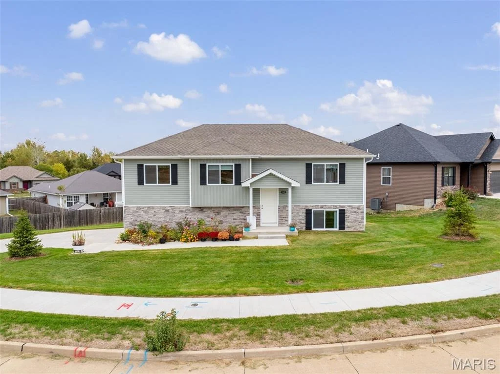 Photo of 3305 Venice Drive