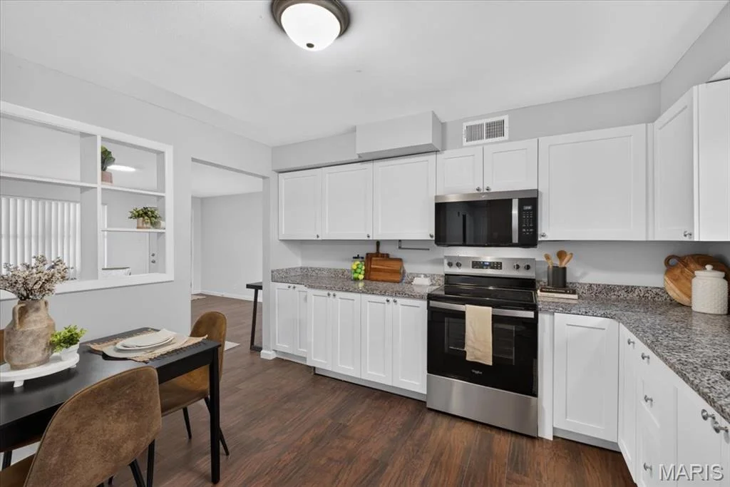 Photo of 446 Kathryn Drive
