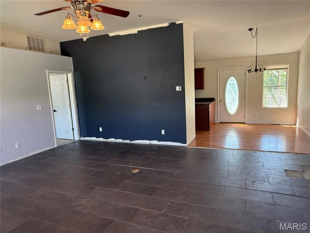Photo of 16531 Hoyt